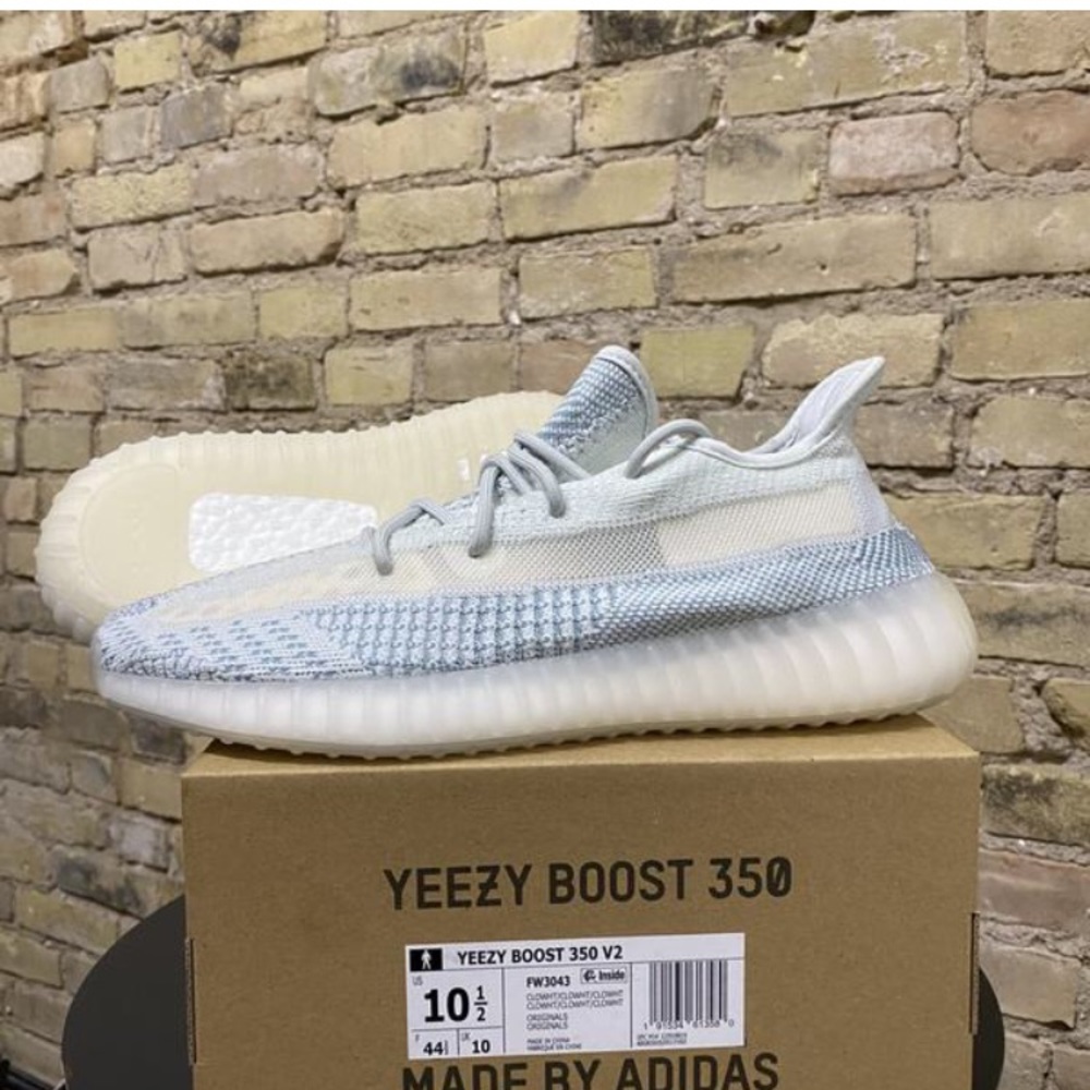 Yeezy V2 Cloud